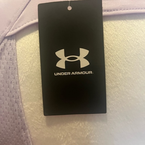 Under Armor light purple shirt - Picture 7 of 9